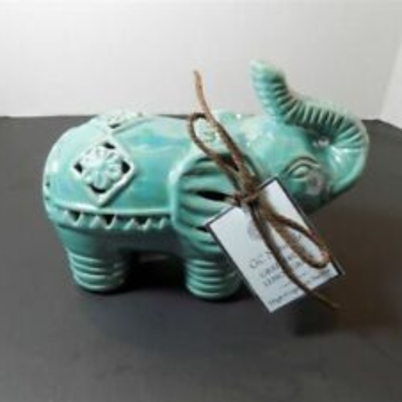 New GC Home Decor Elephant - Picture 1 of 5